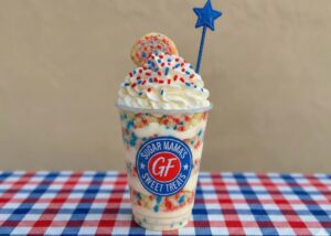 Star-Spangled Cookie Sundae