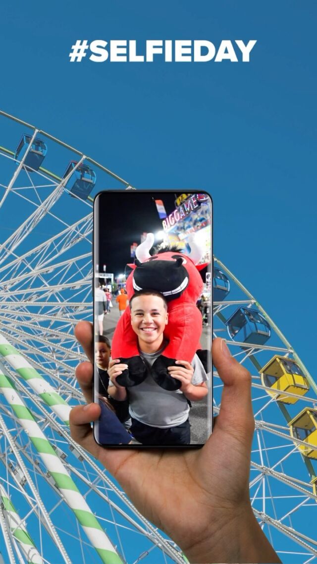 #flstatefair smiles are the best!😄
Happy #SelfieDay!